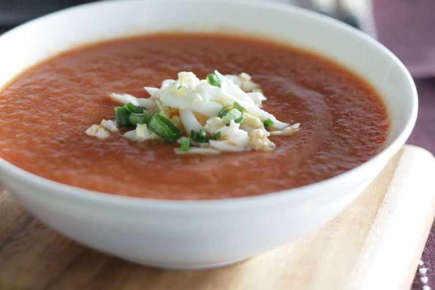 Рецепт холодного томатного супа со сладким перцем и чили