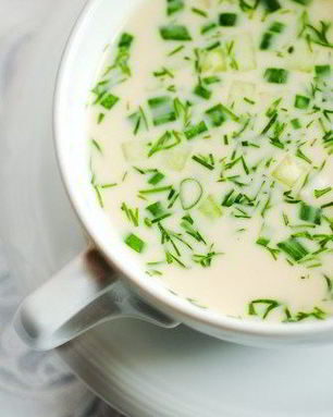 Южно-африканский холодный йогуртовый суп с огурцами