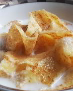 Молочный суп с лапшой из крахмальных блинов