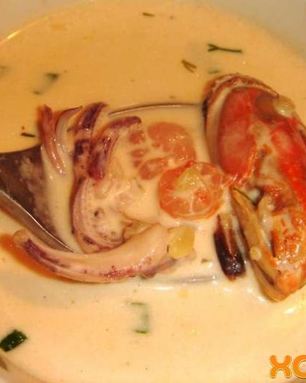 Молочный суп с морепродуктами