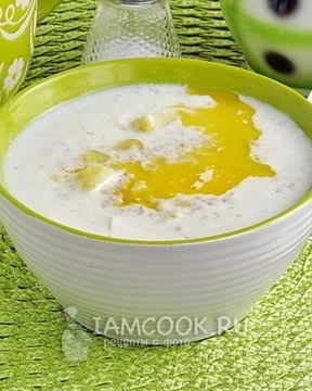 Суп молочный из ячневой крупы по-латышски