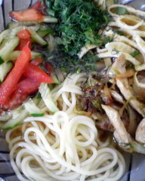 Кукси — корейская окрошка