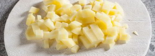 окрошка на квасе с полукопченой колбасой. Шаг 4