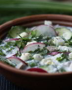 Окрошка на квасе с редисом