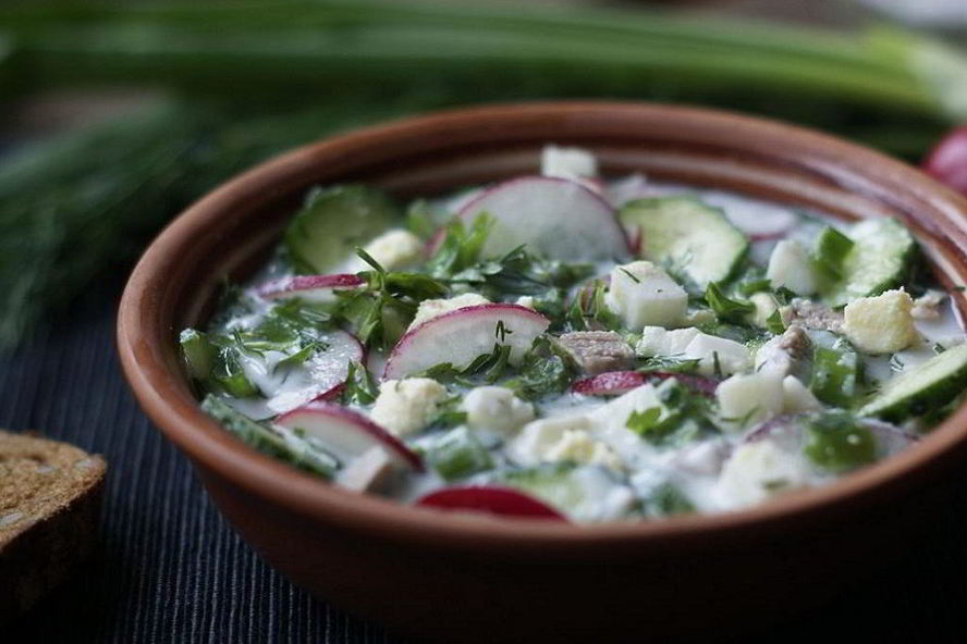 Рецепт окрошки на квасе с редисом