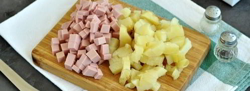 окрошка с колбасой на айране. Шаг 6