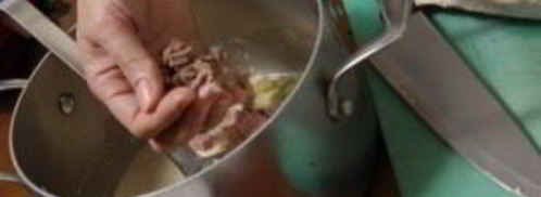 окрошка с колбасой. Шаг 11