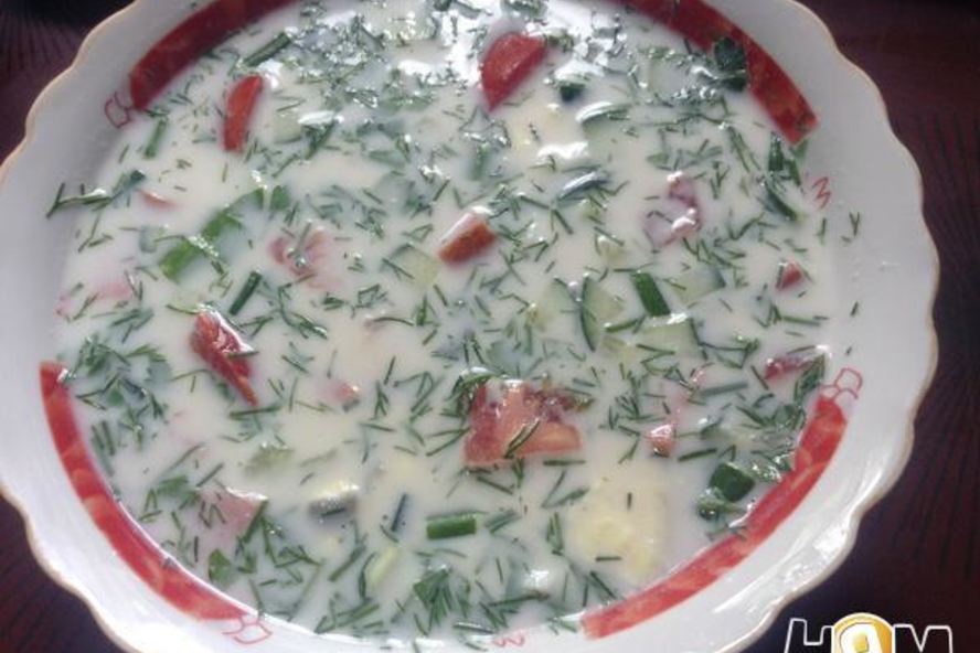 Рецепт окрошки с куриной грудкой и помидорами