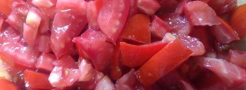 окрошка с куриной грудкой и помидорами. Шаг 5