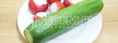 окрошка с курицей на квасе. Шаг 4