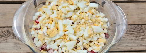 окрошка с солеными огурцами. Шаг 10