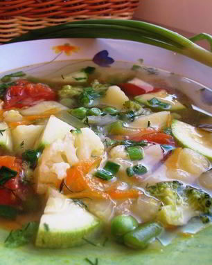 Овощной диетический суп