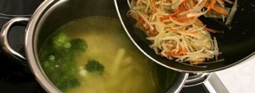 овощной суп с брокколи. Шаг 4