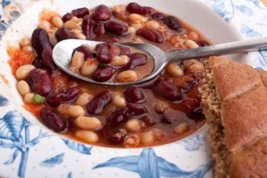 Рецепт овощного супа с брюквой и фасолью