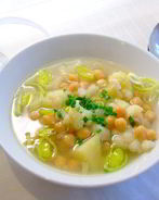 Овощной суп с нутом