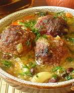 Запеченный овощной суп с мясными фрикаделями