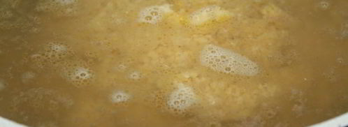 необычный рассольник с пшеничной крупой. Шаг 6