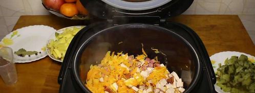 рассольник с колбасой и копченостями. Шаг 3