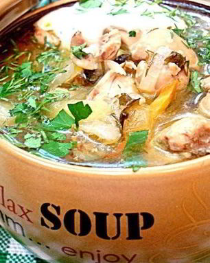 Рассольник с почками и перловкой