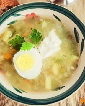 Рассольник с солеными огурцами и перловкой