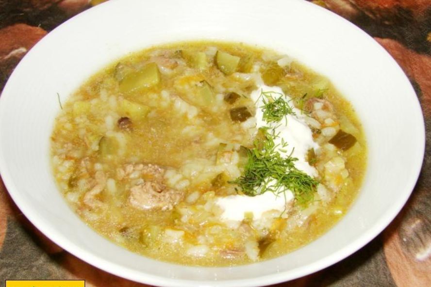 Рецепт супа рассольник с рисом солеными огурцами и курицей