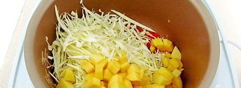 щи с рыбными консервами в мультиварке. Шаг 13