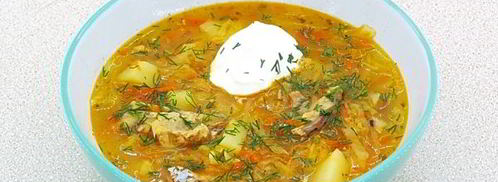 щи с рыбными консервами в мультиварке. Шаг 17