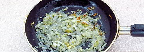 щи с рыбными консервами. Шаг 3