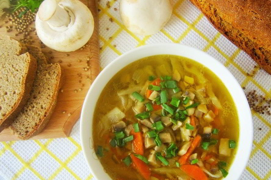 Рецепт свежих щей с грибами