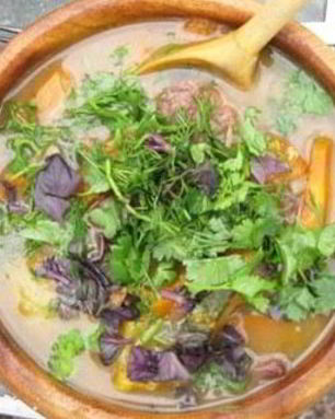 Шурпа из баранины на костре