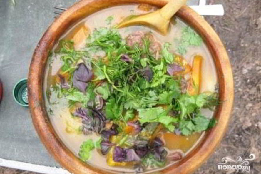 Рецепт шурпы из баранины на костре