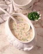 Сливочный суп из устриц с ржаным хлебом