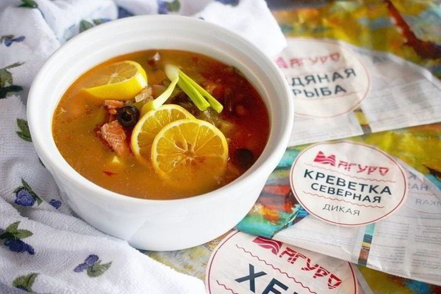 Рецепт рыбной солянки с грибами и креветками