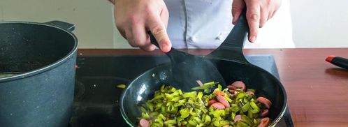 сборная солянка с грудинкой, курицей и сосисками. Шаг 5