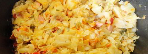 солянка из капусты с сосисками и помидор в мультиварке. Шаг 10