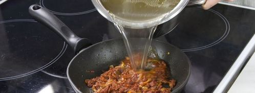 солянка с грудинкой. Шаг 4