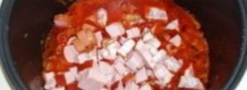 солянка с картошкой в мультиварке. Шаг 8