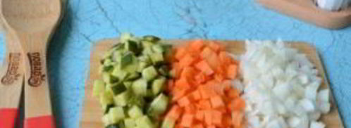 солянка с копченостями в хлебе. Шаг 3