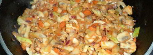 суп-солянка с грибами и капустой. Шаг 5