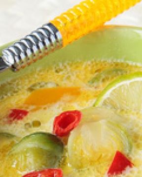 Суп из брюссельской капусты с кокосовым молоком и чили