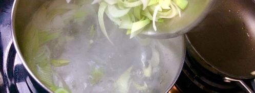 овощной перловый суп-пюре с луком-пореем и шампиньонами. Шаг 14