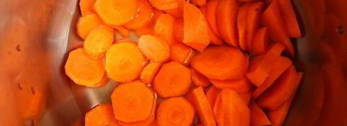 суп-пюре из моркови и шпината. Шаг 3