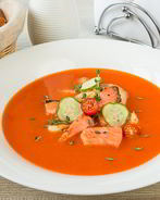 Томатный суп-пюре с лососем и треской