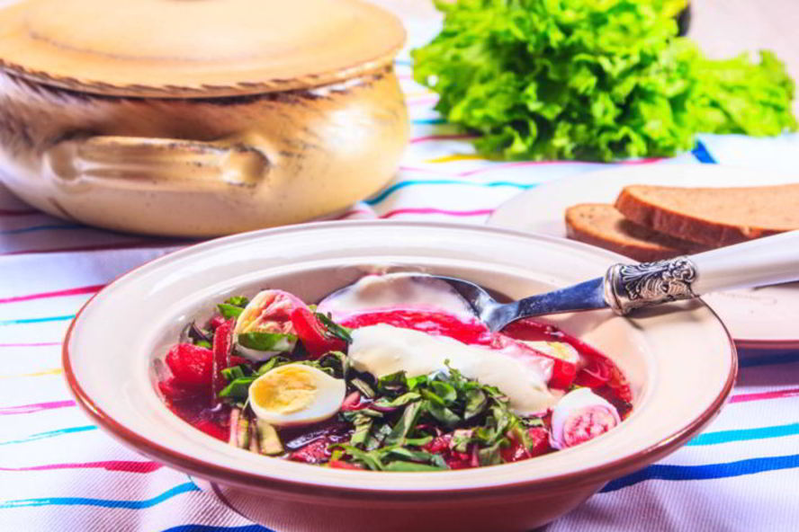 Рецепт холодного свекольника с ботвой