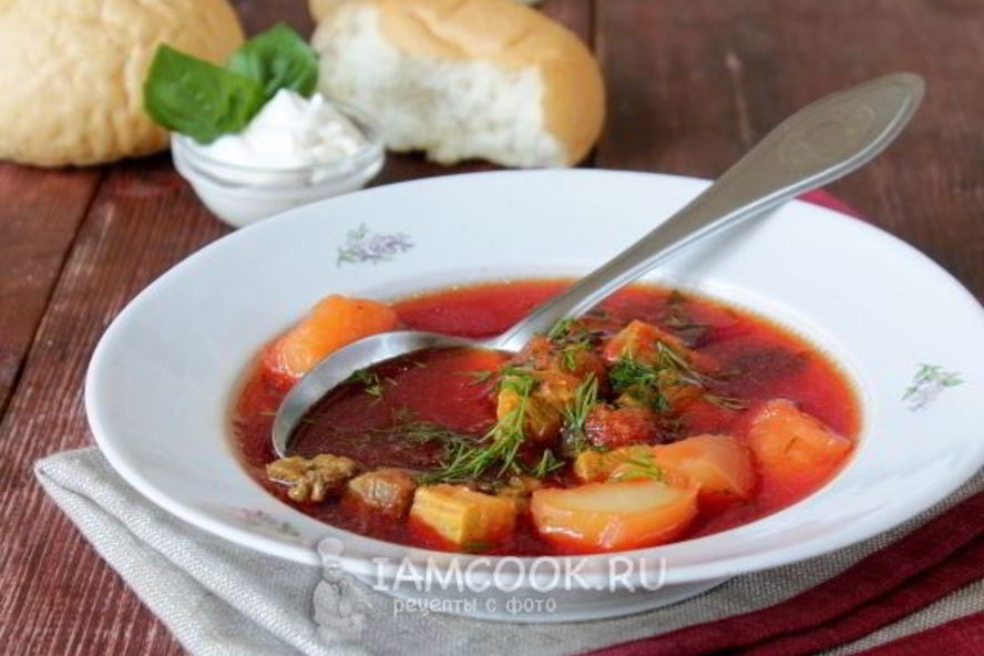 Рецепт классического горячего свекольника со свининой