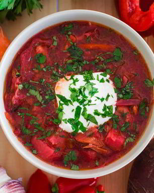 Свекольник на бульоне с грудинкой