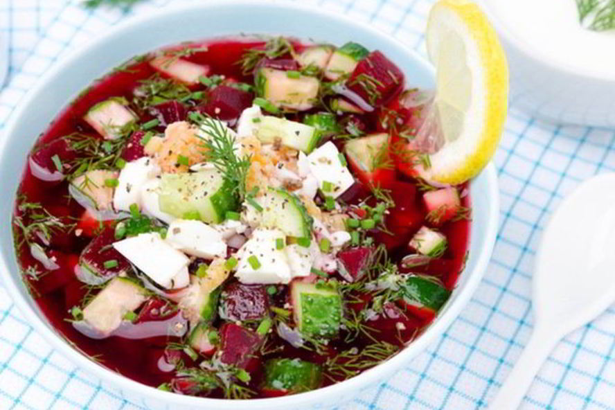 Рецепт свекольника с ботвой, огурцом и яйцом