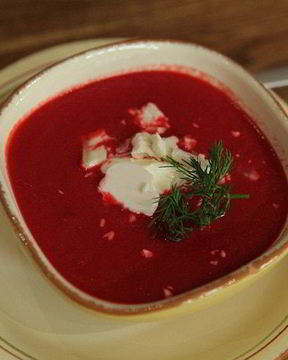 Свекольник с козьим сыром