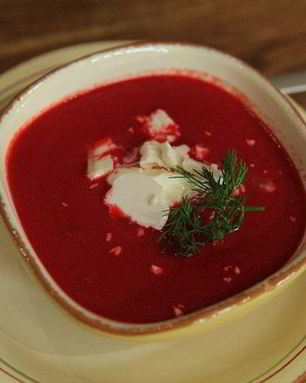 Свекольник с козьим сыром