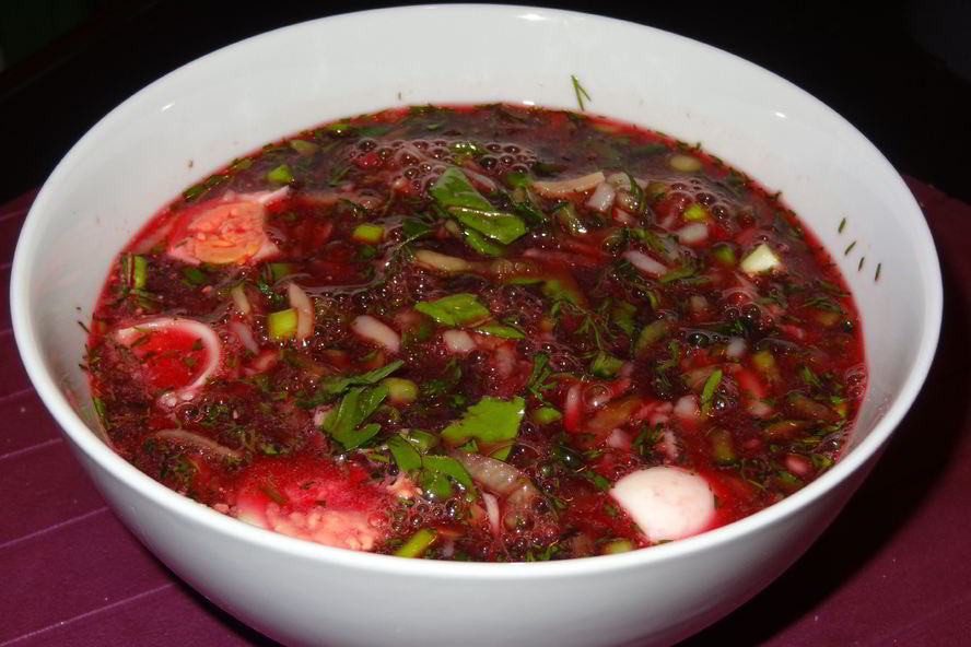 Рецепт свекольника с рукколой на квасе